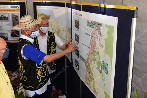 DATUK SERI ISMAIL SABRI YAAKOB
