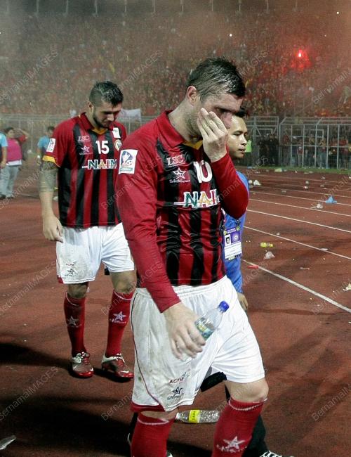 SK15_26102013_BOLA
