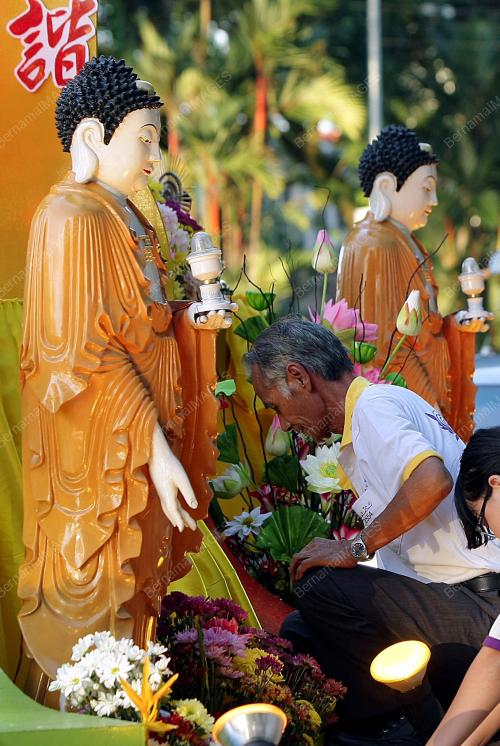PERARAKAN HARI WESAK