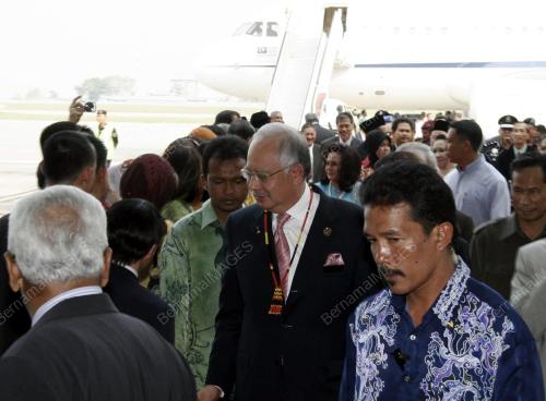 MOHD NAJIB TUN ABDUL RAZAK