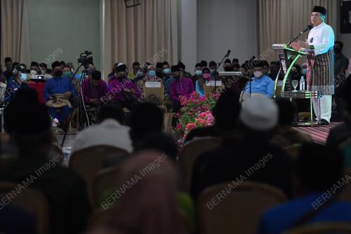 TAN SRI ABANG JOHARI TUN OPENG