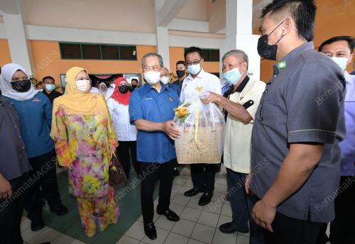 TAN SRI MUHYIDDIN YASSIN