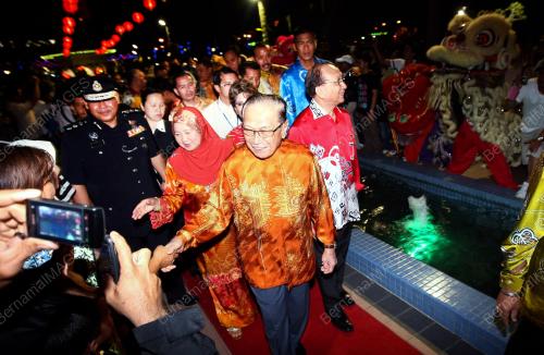 SK16_06022011_CNY_TERBUKA