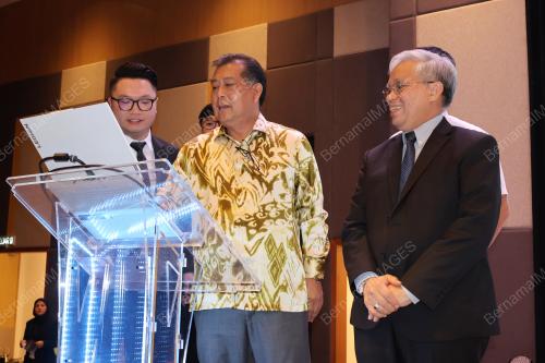 DATUK WILSON UGAK KUMBONG
