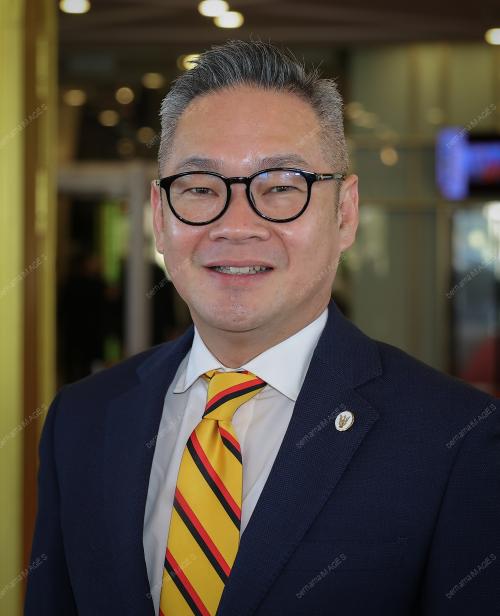 DATUK SERI DR STEPHEN RUNDI UTOM
