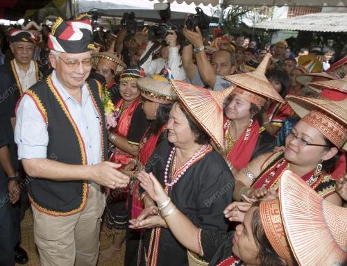 MOHD NAJIB TUN ABDUL RAZAK