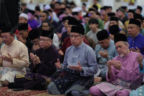 TAN SRI ABANG JOHARI TUN OPENG
