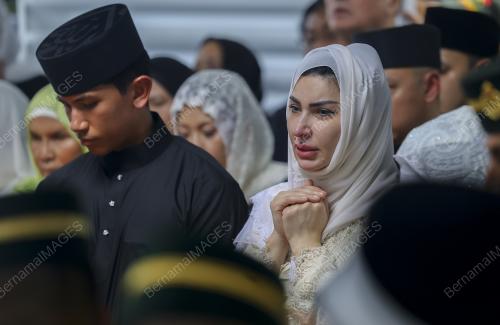 ALLAHYARHAM TUN ABDUL TAIB MAHMUD