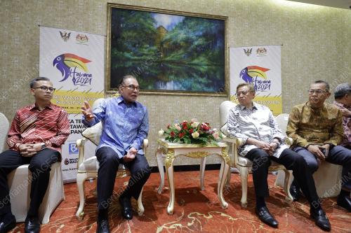 DATUK SERI ANWAR IBRAHIM