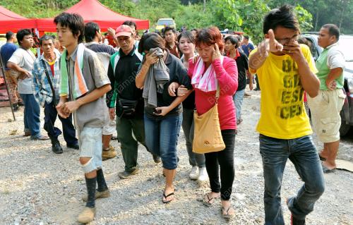 SK16_27092012_LOMBONG_EMAS