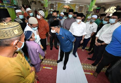 TAN SRI MUHYIDDIN YASSIN
