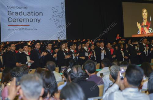 SWINBURNE UNIVERSITY SARAWAK