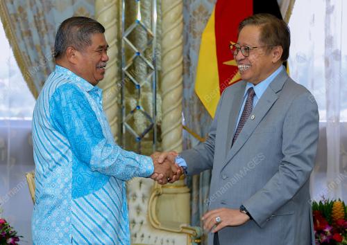 TAN SRI ABANG JOHARI TUN OPENG