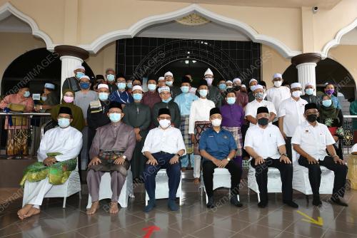 TAN SRI MUHYIDDIN YASSIN