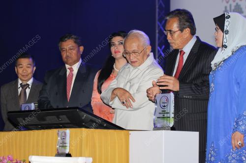 SK18_10122012_CM_KERJAYA