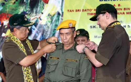 MUHYIDDIN YASSIN