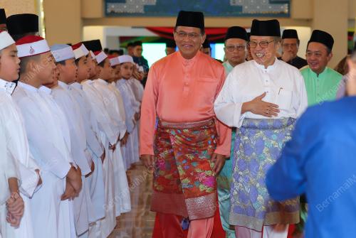 TAN SRI ABANG JOHARI TUN OPENG