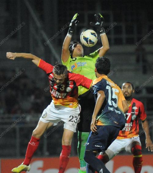SK19_08082015_SARAWAK_PDRM