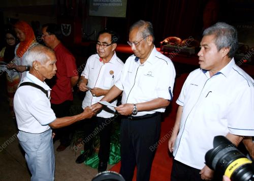 SK19_14042016_ADENAN_TANAH