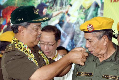 MUHYIDDIN YASSIN