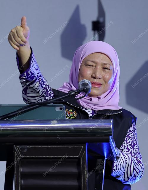 DATUK SERI NANCY SHUKRI