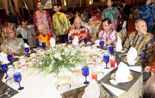 MOHD NAJIB TUN ABDUL RAZAK