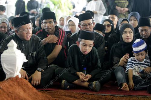 SK19_22082014_KELUARGA