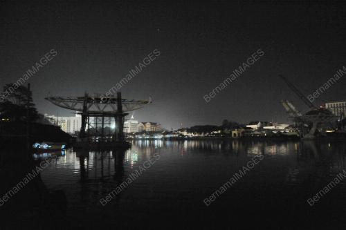 SK19_26112016_GELAP