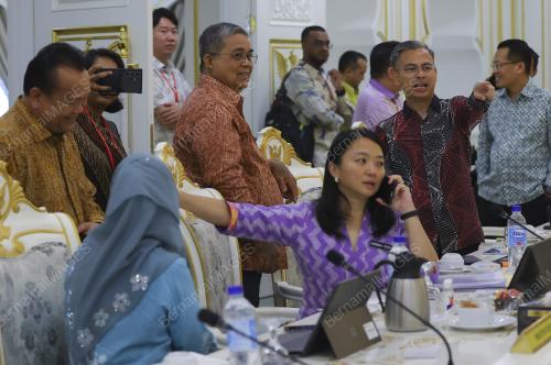 MESYUARAT JEMAAH MENTERI