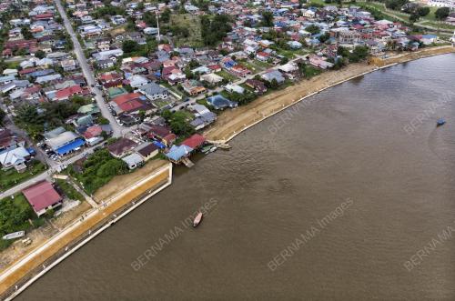 PROJEK TEBINGAN SUNGAI KAMPUNG LINTANG