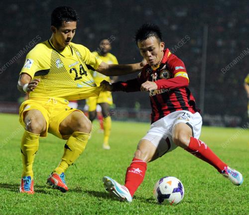 SK21_21092013_BOLA
