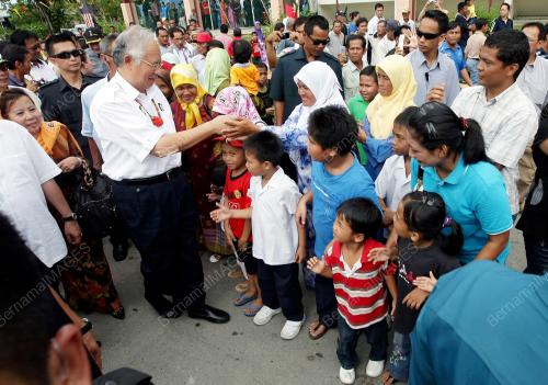MOHD NAJIB TUN ABDUL RAZAK