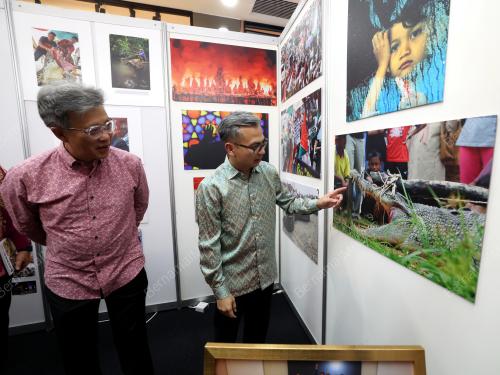 FAHMI FADZIL