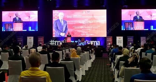 TAN SRI MUHYIDDIN YASSIN