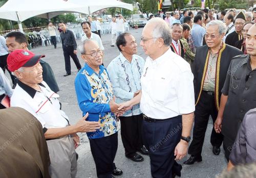 MOHD NAJIB TUN ABDUL RAZAK