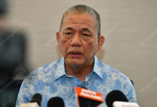 DATUK AMAR FADILLAH YUSOF