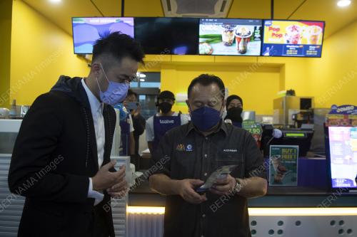 DATUK SERI ALEXANDER NANTA LINGGI