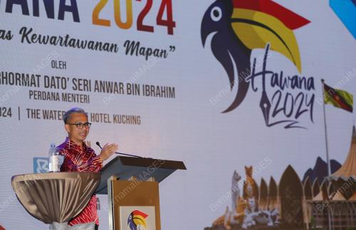 FAHMI FADZIL