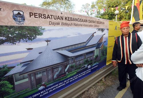MOHD NAJIB TUN ABDUL RAZAK