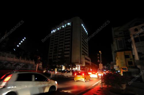 SK27_26112016_BERGELAP
