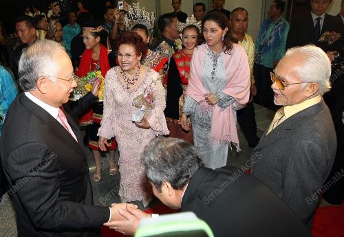 MOHD NAJIB TUN ABDUL RAZAK