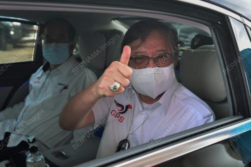 TAN SRI ABANG JOHARI TUN OPENG