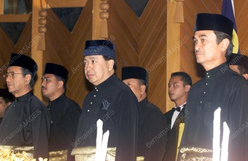 SL06-30_08_2000_MAKAN_MALAM_12012016