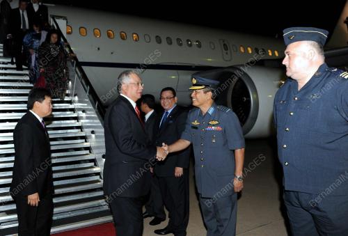 SOA01_08012012_PM_JOHANNESBURG