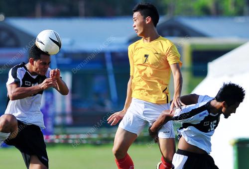 SUK02_06072012_BOLASEPAK