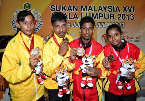 SUK04_04072013_SILAMBAM
