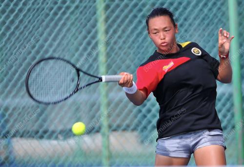 SUK08_03062014_TENIS