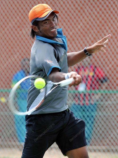 SUK09_03062014_TENIS