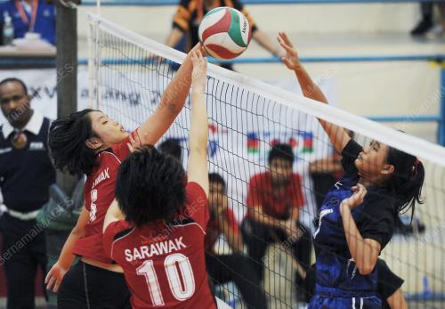 SUK09_14072012_BOLA_TAMPAR