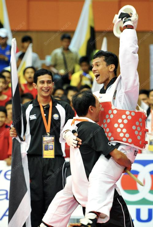 SUK10_06072012_TAEKWANDO